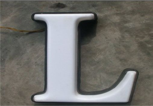 荊門亞克力發(fā)光字是什么材質(zhì)？